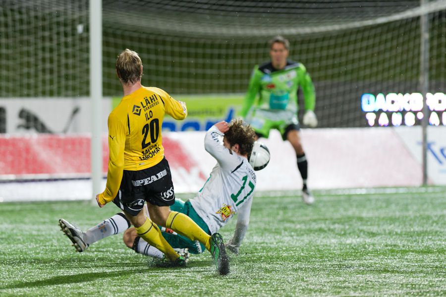 28.9.2011 - (KuPS-IFK Mariehamn)