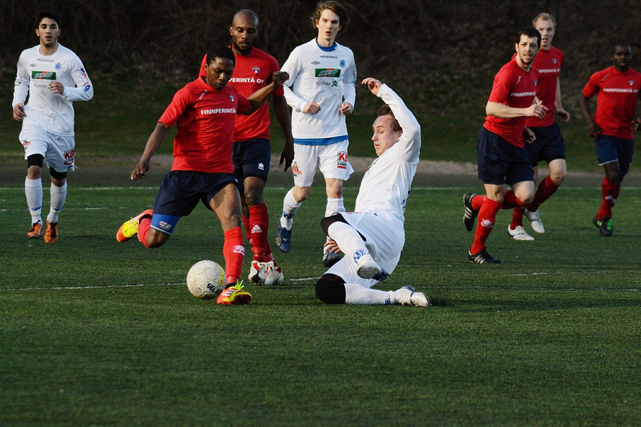 29.4.2012 - (FC Kuusysi-Atlantis FC)