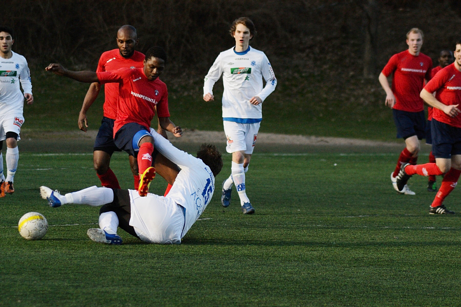 29.4.2012 - (FC Kuusysi-Atlantis FC)