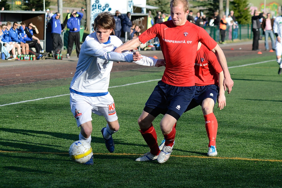 29.4.2012 - (FC Kuusysi-Atlantis FC)