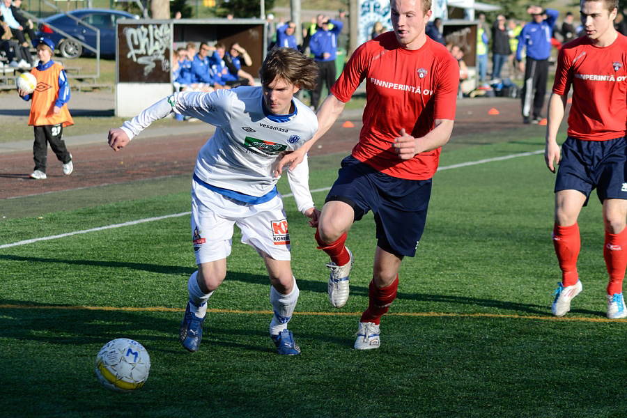 29.4.2012 - (FC Kuusysi-Atlantis FC)