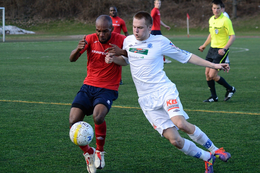 29.4.2012 - (FC Kuusysi-Atlantis FC)