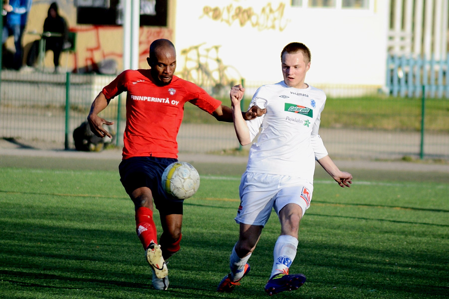 29.4.2012 - (FC Kuusysi-Atlantis FC)