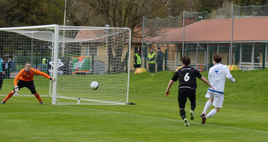 12.5.2012 - (FC Kuusysi-FC Kiffen)