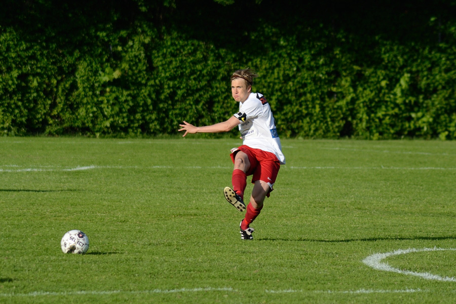 31.5.2012 - (Lahen Pojat-FC Viikingit 2)