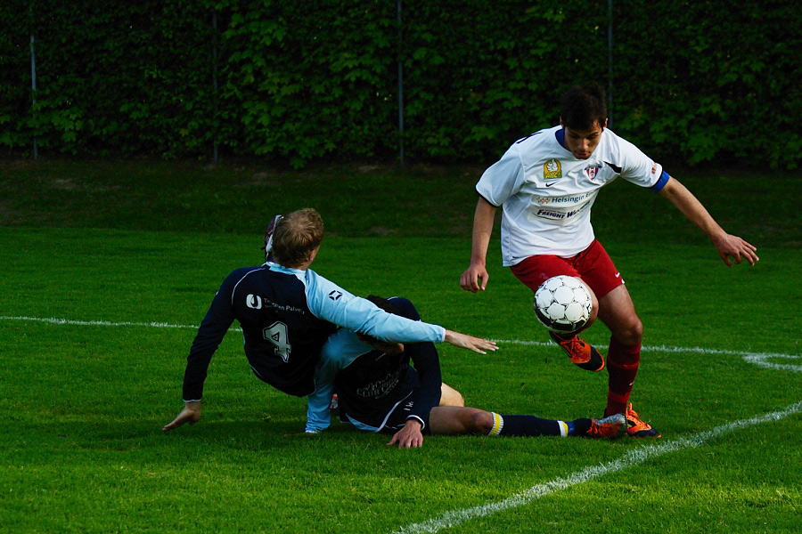 31.5.2012 - (Lahen Pojat-FC Viikingit 2)