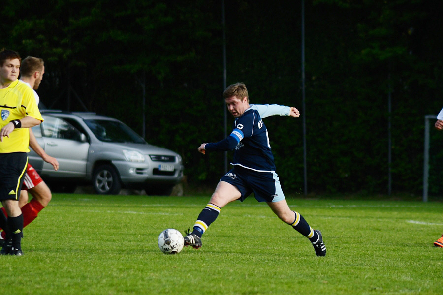 31.5.2012 - (Lahen Pojat-FC Viikingit 2)