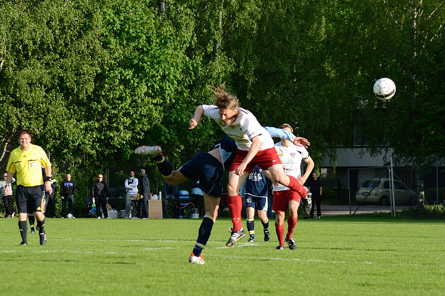 31.5.2012 - (Lahen Pojat-FC Viikingit 2)