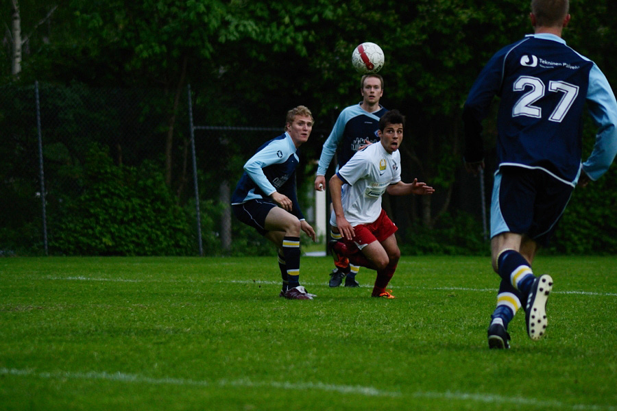 31.5.2012 - (Lahen Pojat-FC Viikingit 2)