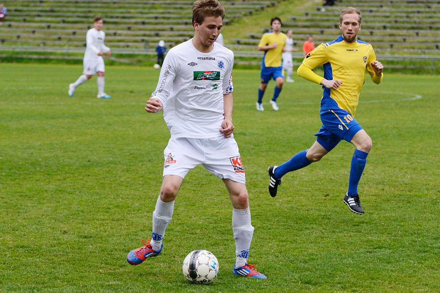 9.6.2012 - (FC Kuusysi-Gnistan)