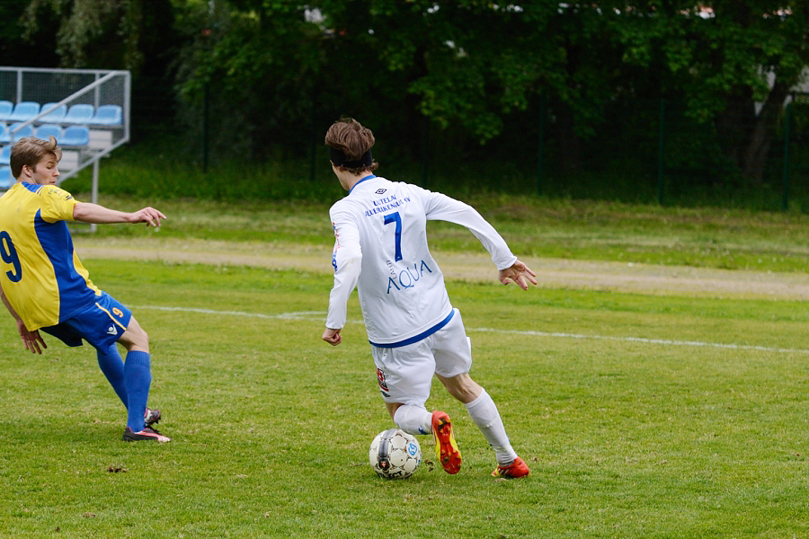 9.6.2012 - (FC Kuusysi-Gnistan)