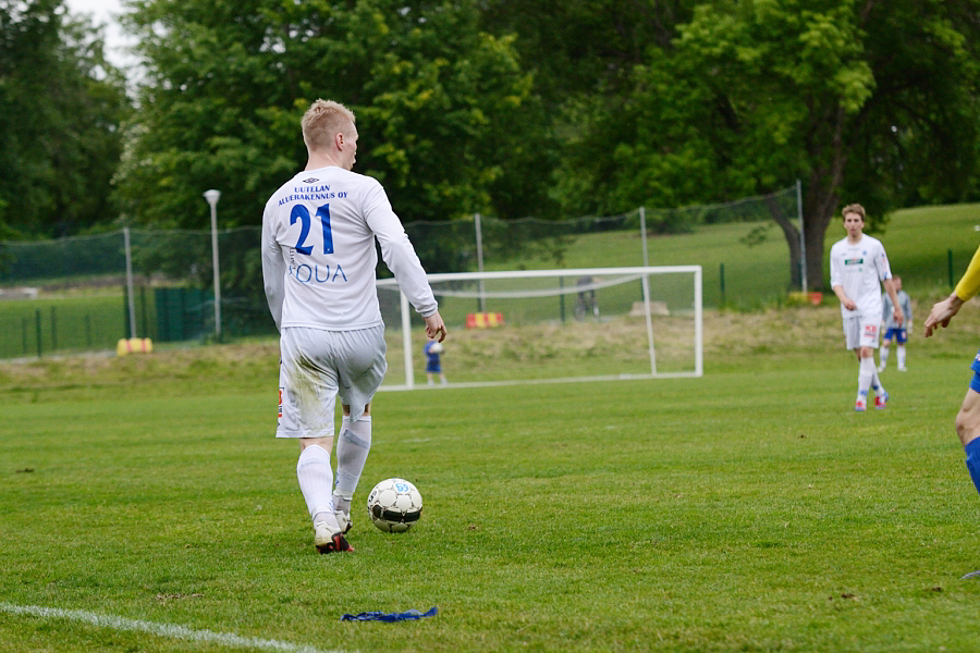 9.6.2012 - (FC Kuusysi-Gnistan)