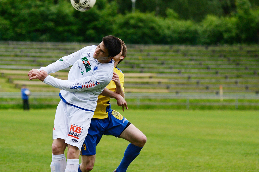 9.6.2012 - (FC Kuusysi-Gnistan)