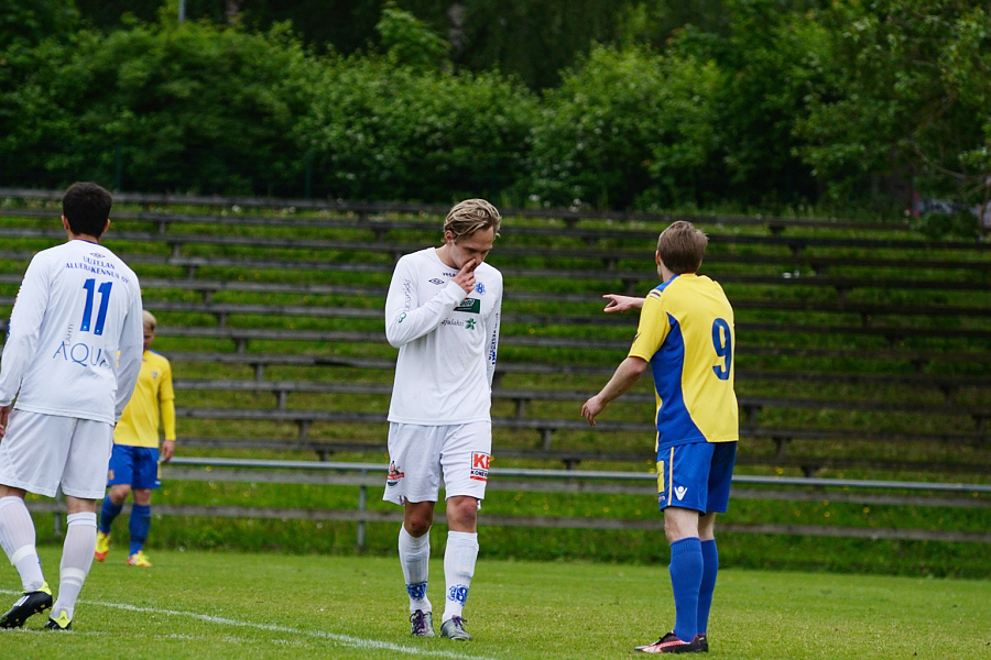 9.6.2012 - (FC Kuusysi-Gnistan)