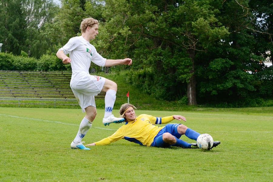 9.6.2012 - (FC Kuusysi-Gnistan)