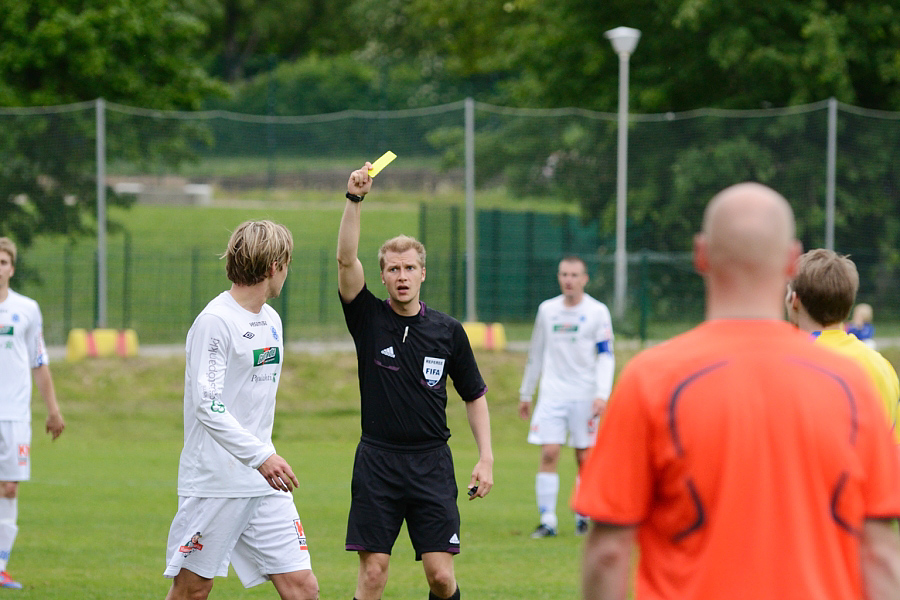 9.6.2012 - (FC Kuusysi-Gnistan)