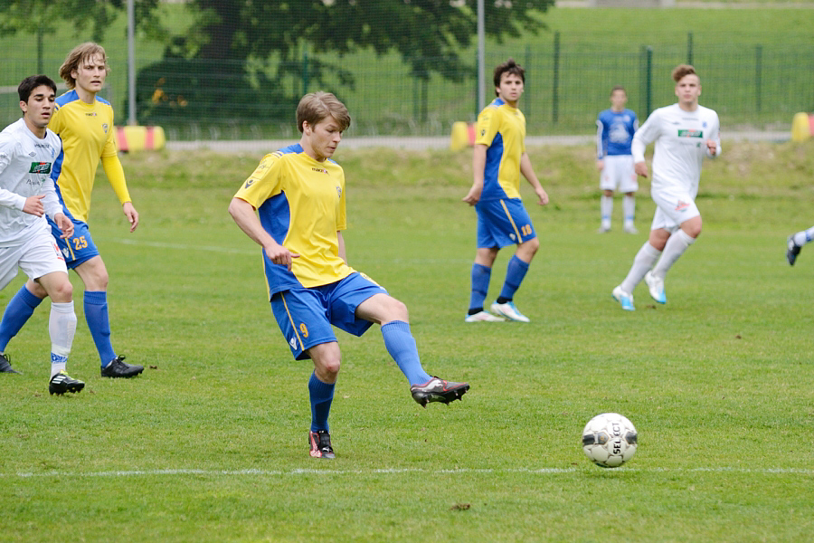 9.6.2012 - (FC Kuusysi-Gnistan)