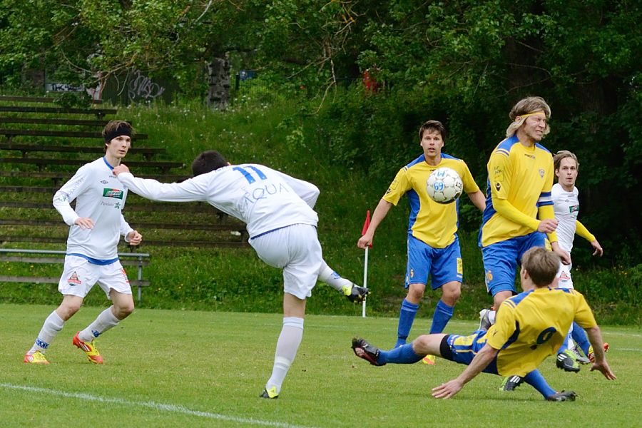 9.6.2012 - (FC Kuusysi-Gnistan)