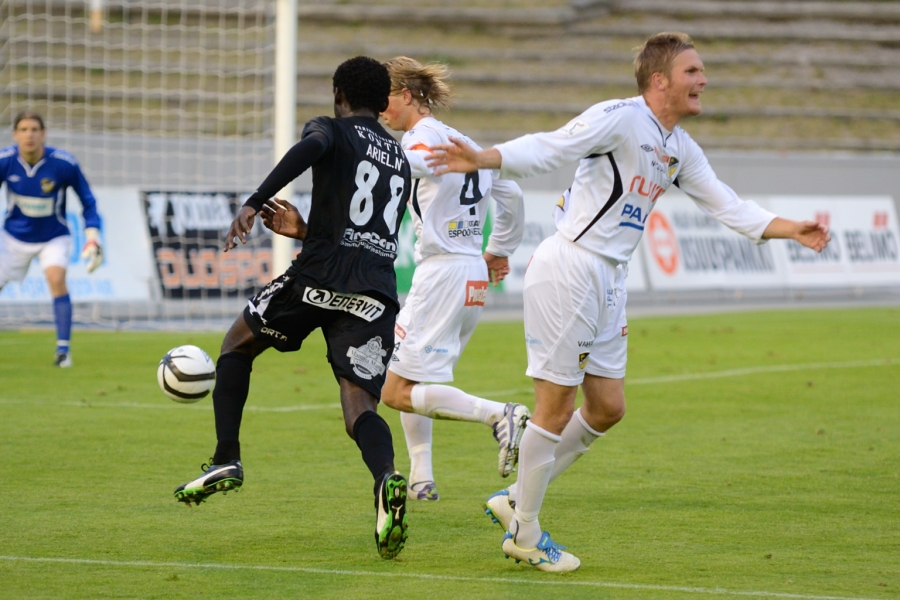 31.8.2012 - (FC Lahti-FC Honka)