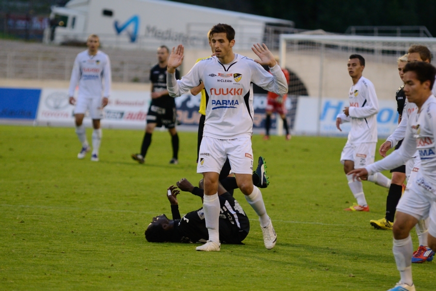 31.8.2012 - (FC Lahti-FC Honka)