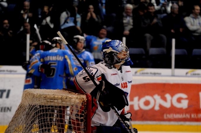 27.9.2012 - (Pelicans-Tappara)