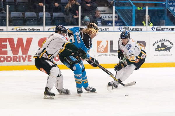 21.1.2014 - (Pelicans-Ilves)