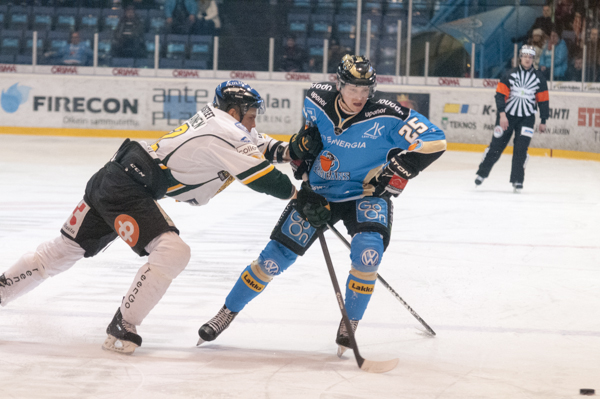 21.1.2014 - (Pelicans-Ilves)