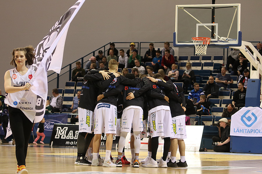 15.4.2019 - (Lahti Basketball-Bisons)