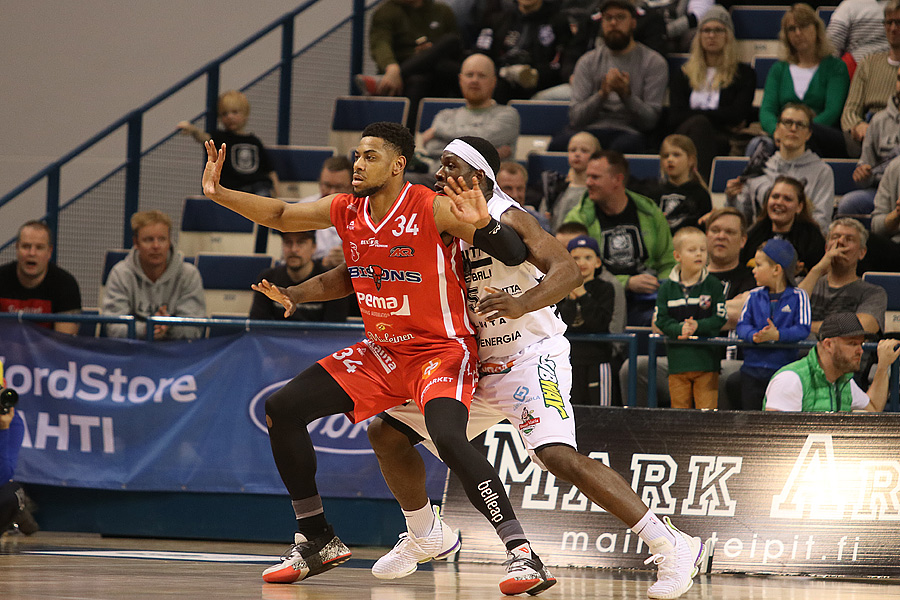 15.4.2019 - (Lahti Basketball-Bisons)