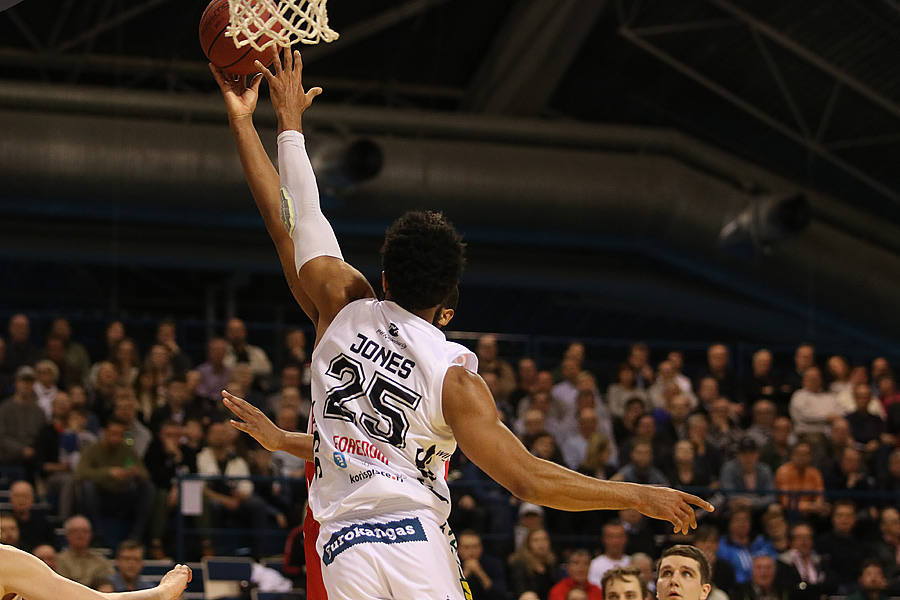 15.4.2019 - (Lahti Basketball-Bisons)