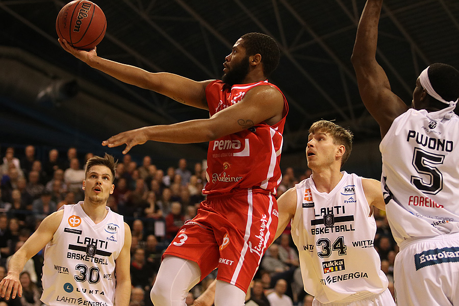 15.4.2019 - (Lahti Basketball-Bisons)