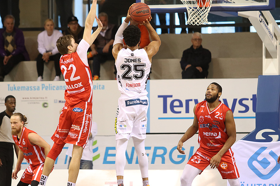 15.4.2019 - (Lahti Basketball-Bisons)