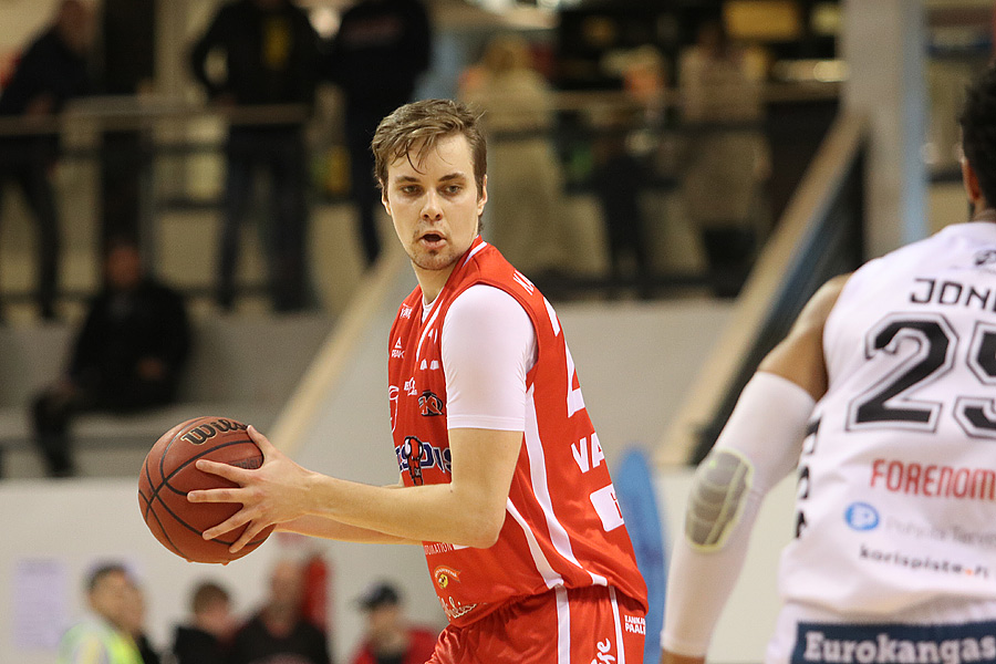 15.4.2019 - (Lahti Basketball-Bisons)