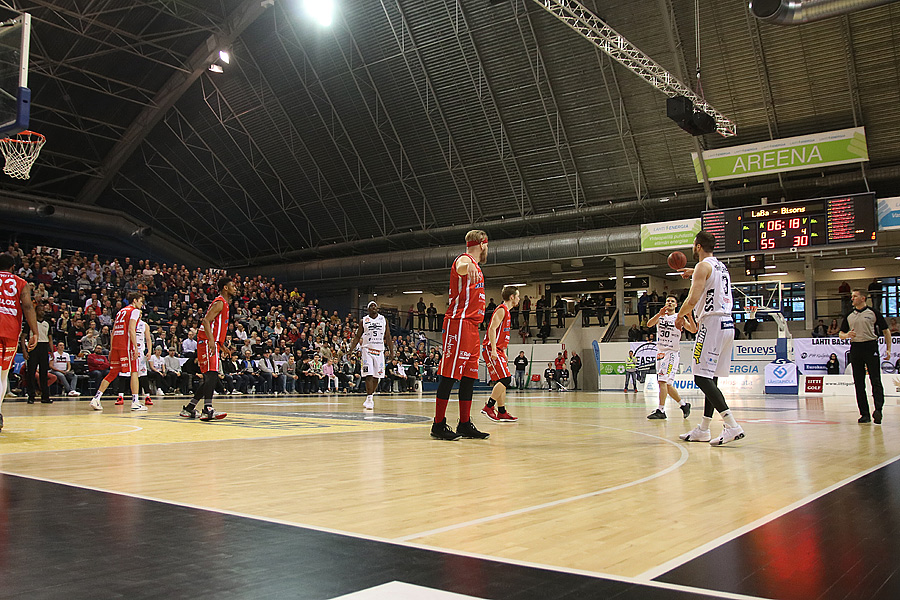 15.4.2019 - (Lahti Basketball-Bisons)