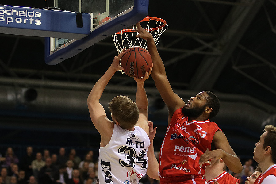 15.4.2019 - (Lahti Basketball-Bisons)