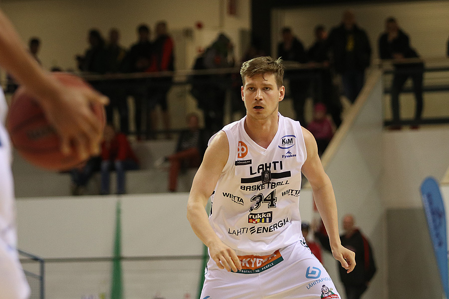 15.4.2019 - (Lahti Basketball-Bisons)