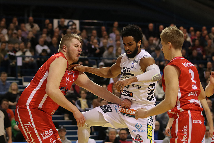 15.4.2019 - (Lahti Basketball-Bisons)