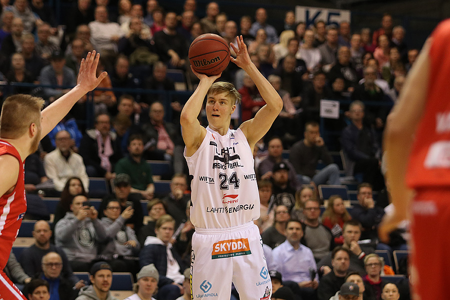 15.4.2019 - (Lahti Basketball-Bisons)