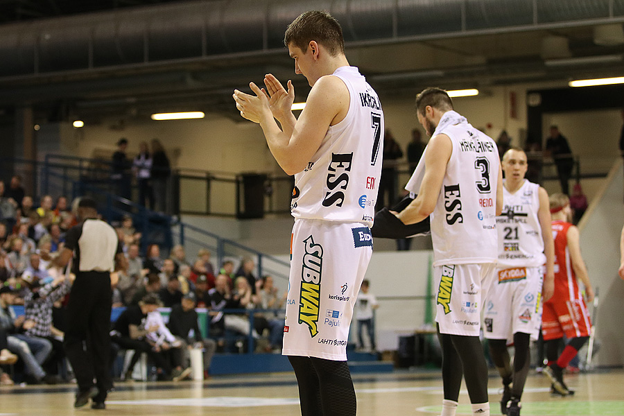 15.4.2019 - (Lahti Basketball-Bisons)