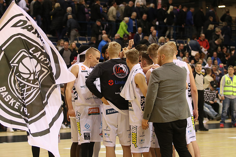 15.4.2019 - (Lahti Basketball-Bisons)