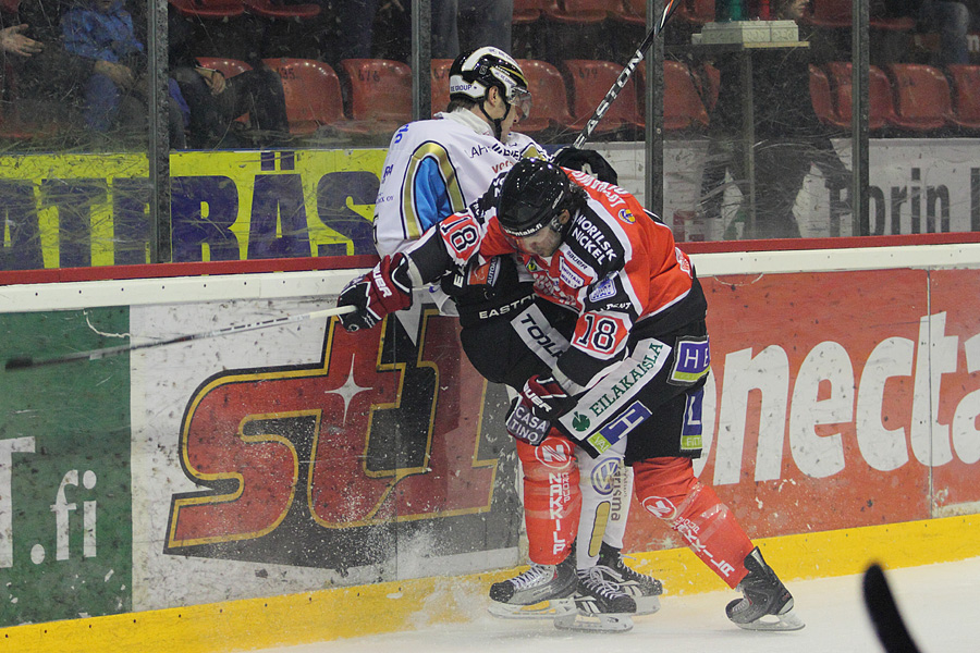 20.9.2011 - (Ässät-Pelicans)