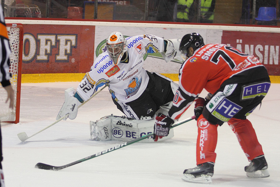 20.9.2011 - (Ässät-Pelicans)