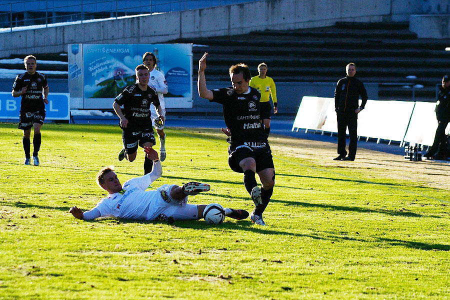 15.4.2012 - (FC Lahti-Haka)