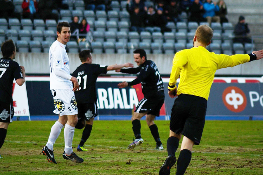 15.4.2012 - (FC Lahti-Haka)