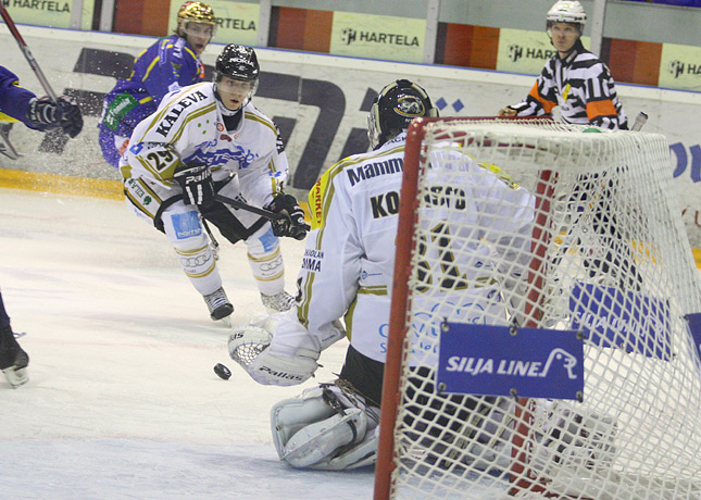 4.11.2010 - (Lukko-Kärpät)