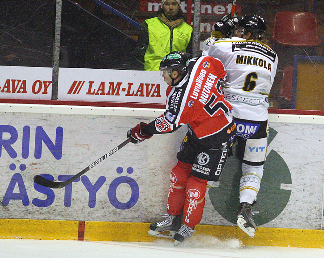 30.11.2010 - (Ässät-Kärpät)