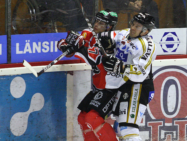 30.11.2010 - (Ässät-Kärpät)