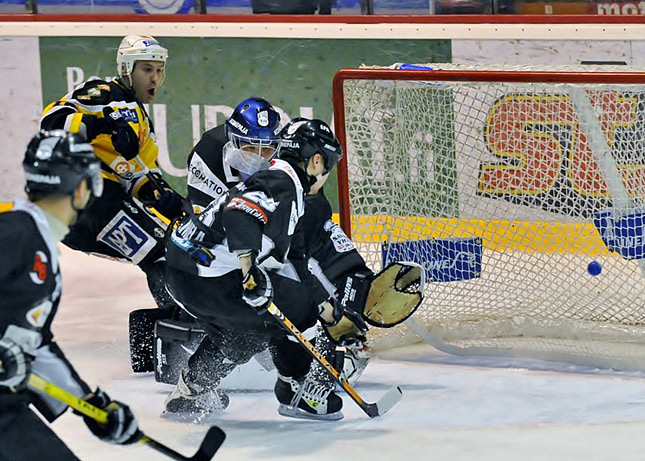 20.11.2010 - (Kärpät-RB-Oulu)