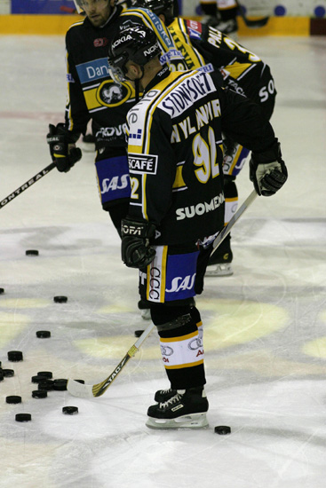 13.10.2004 - (Lukko-Kärpät)