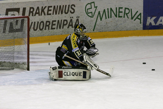 13.10.2004 - (Lukko-Kärpät)